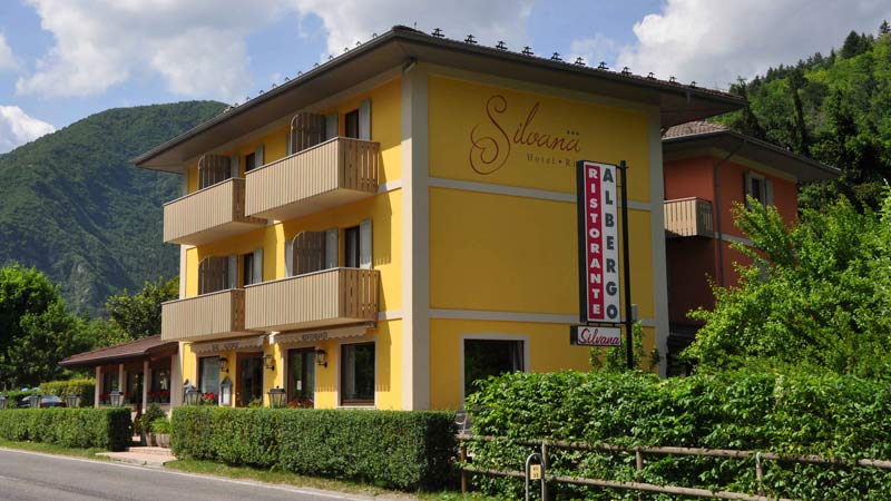 Albergo Silvana - Hotel three stars in Pieve di Ledro - Trentino