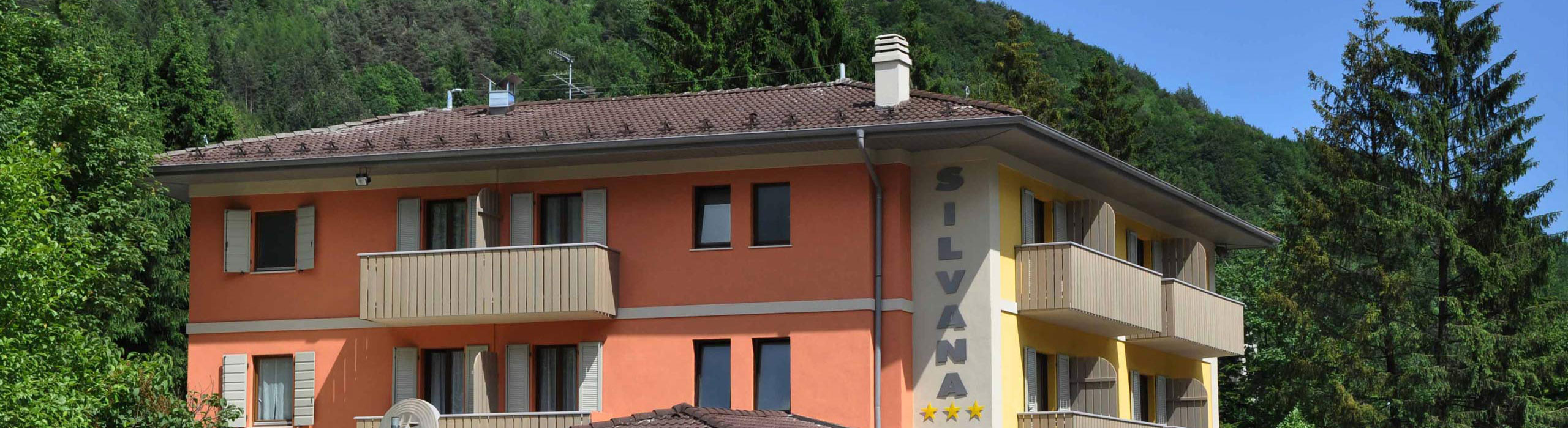 Albergo Silvana - Hotel tre stelle a Pieve di Ledro - Trentino